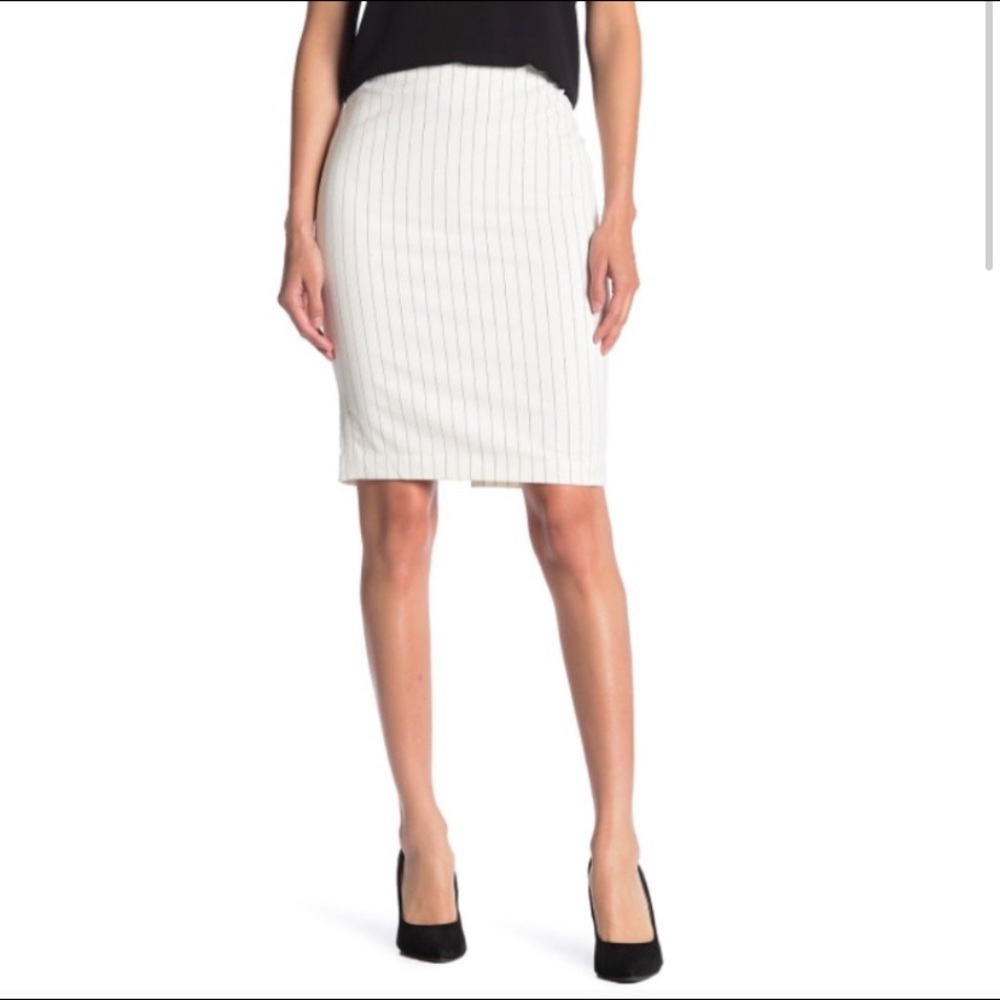 Tahari white/black pinstripe pencil skirt